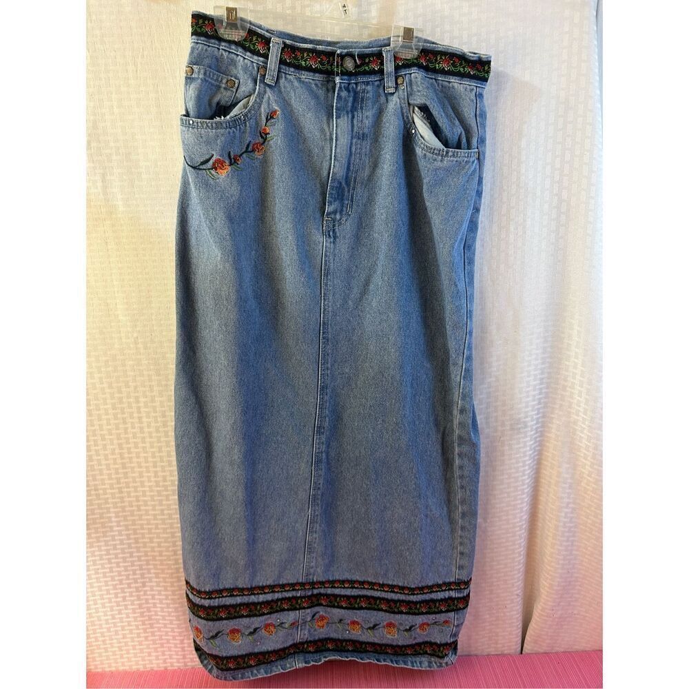 Bill Blass Jeans Maxi Skirt Size 8 Vintage 100 Cotton Embroidered Flowers